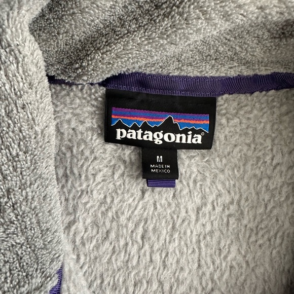 Patagonia women’s gray and purple fleece vest - Picture 4 of 10